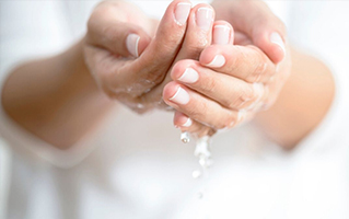 Previeni le infezioni con un corretto lavaggio delle mani